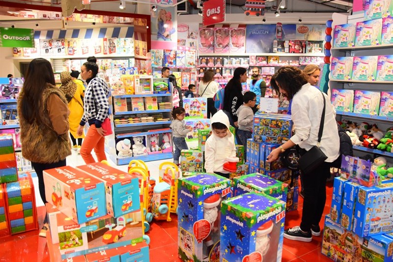 Biggest Christmas Reveal event at Toy Store-ABC Verdun